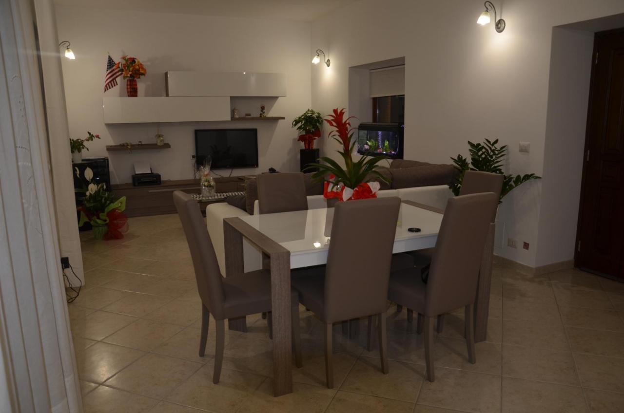 La Tana Delle Lepri Bed & Breakfast Morolo
